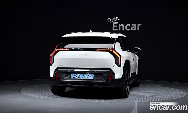 Kia EV3 2025 0.2 автомат (гидро), миниатюра 3 Kia EV3 2025 0.2 автомат (гидро), миниатюра 3