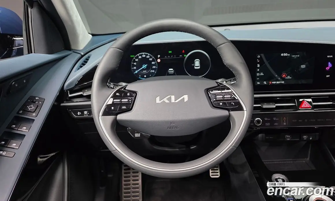Kia Niro 2025 1.6 автомат (гидро), фото 20 Kia Niro 2025 1.6 автомат (гидро), фото 20