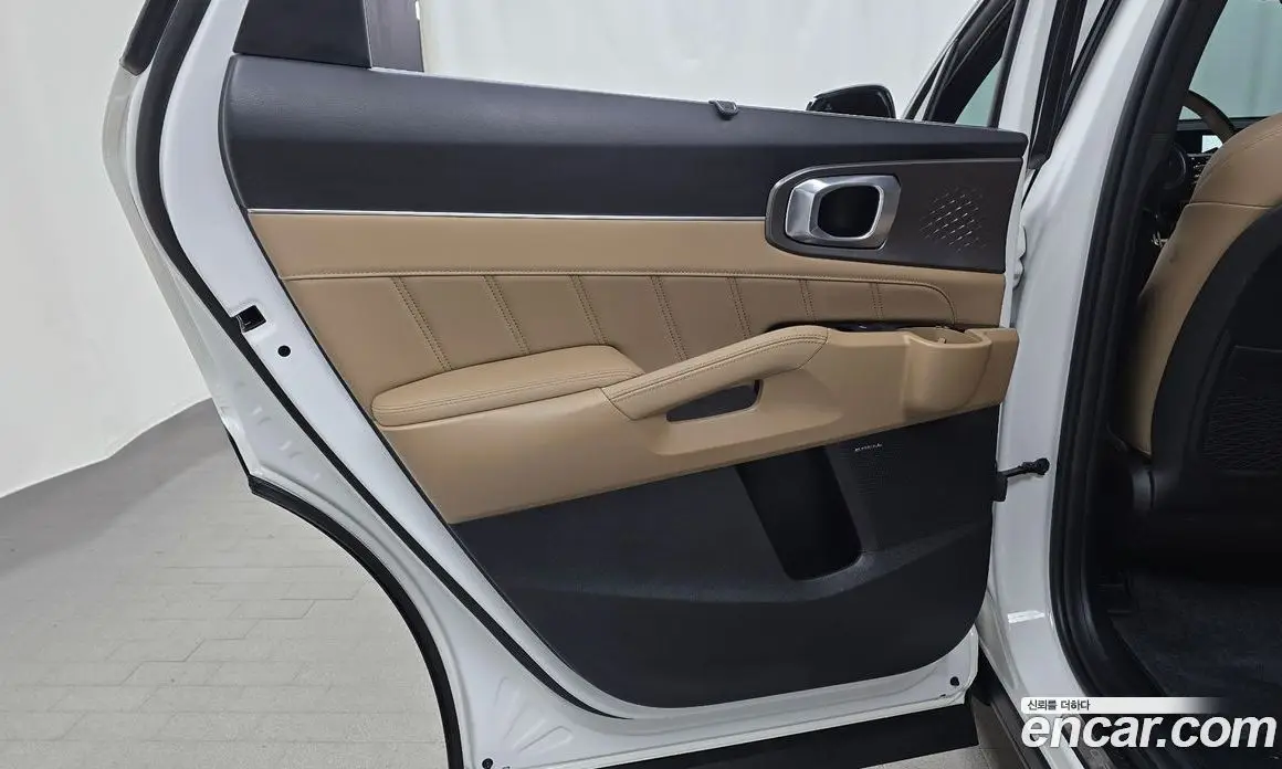 Kia Sorento 2025 1.6 автомат (гидро), фото 14 Kia Sorento 2025 1.6 автомат (гидро), фото 14