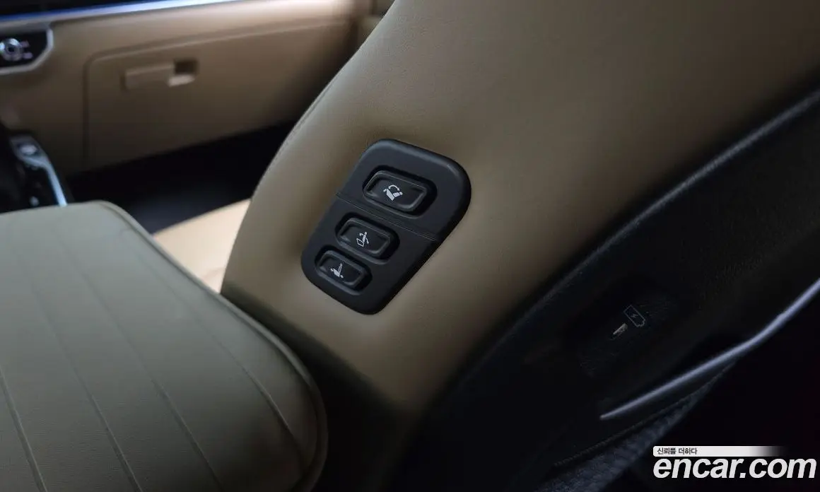 Kia Sorento 2025 1.6 автомат (гидро), фото 30 Kia Sorento 2025 1.6 автомат (гидро), фото 30
