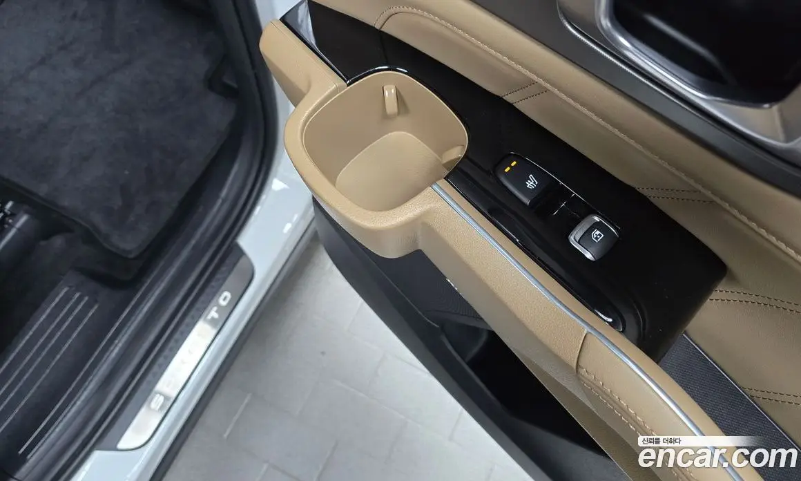 Kia Sorento 2025 1.6 автомат (гидро), фото 32 Kia Sorento 2025 1.6 автомат (гидро), фото 32