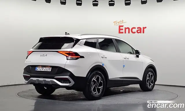 Kia Sportage 2023 2.0 автомат (гидро), миниатюра 2