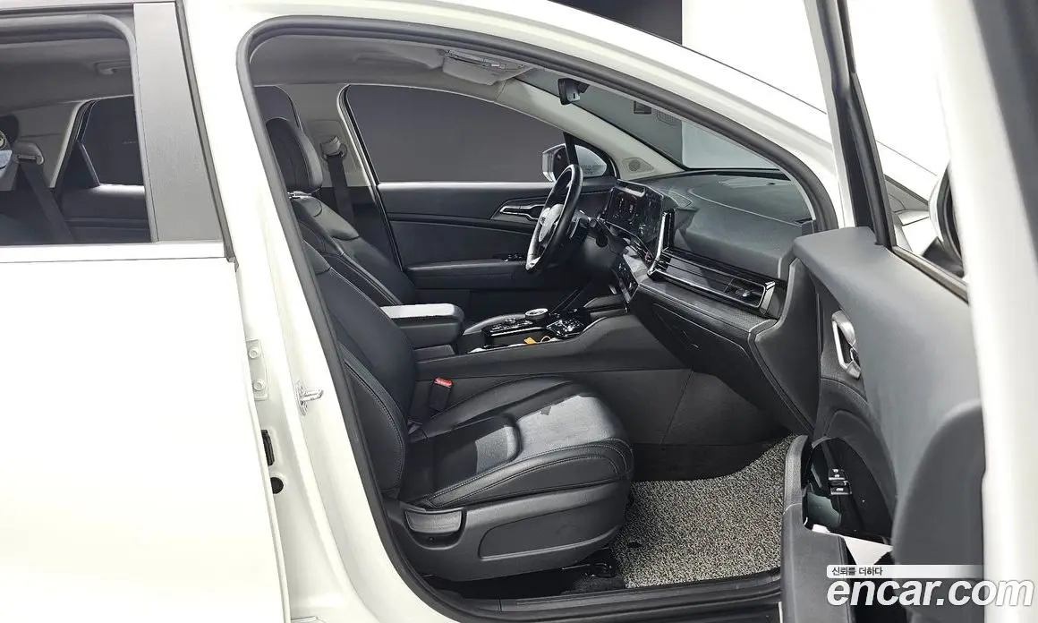 Kia Sportage 2023 2.0 автомат (гидро), фото 16