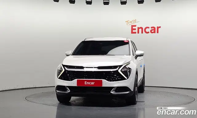 Kia Sportage 2023 2.0 автомат (гидро), миниатюра 3