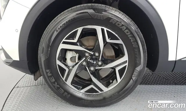 Kia Sportage 2023 2.0 автомат (гидро), миниатюра 5