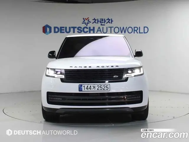 Land Rover Range Rover 2023 4.4 автомат (гидро), миниатюра 3 Land Rover Range Rover 2023 4.4 автомат (гидро), миниатюра 3