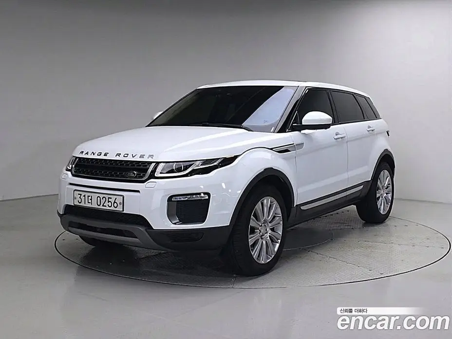 Land Rover Range Rover Evoque 2016 2.0 автомат (гидро), фото 2 Land Rover Range Rover Evoque 2016 2.0 автомат (гидро), фото 2