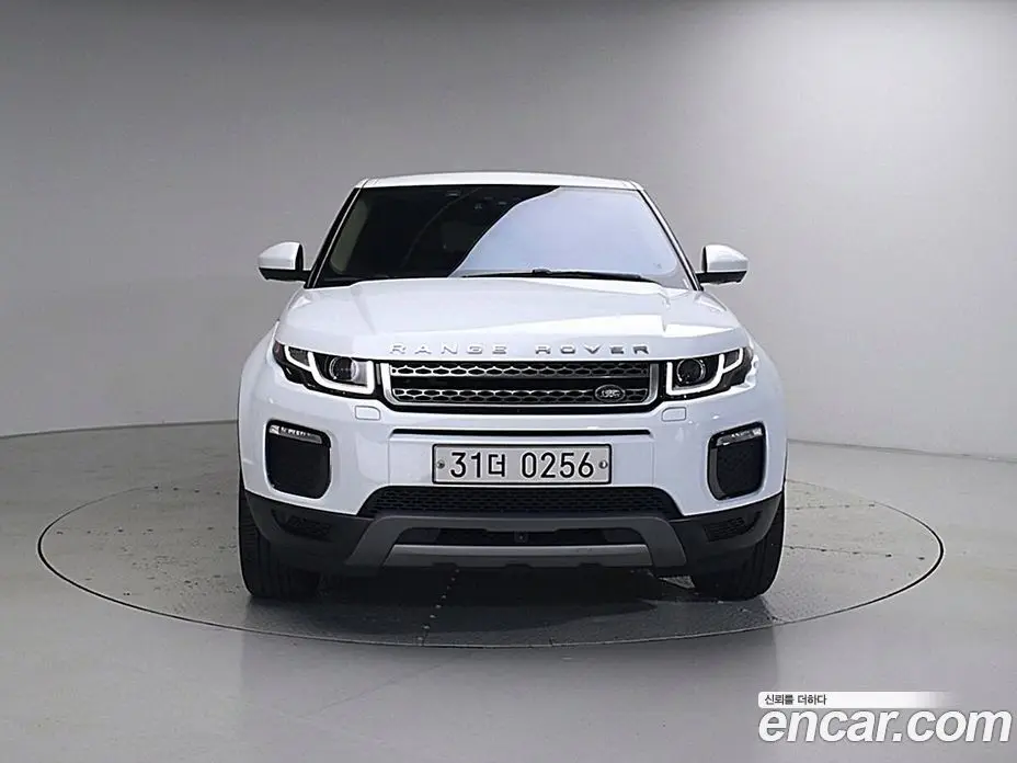 Land Rover Range Rover Evoque 2016 2.0 автомат (гидро), фото 4 Land Rover Range Rover Evoque 2016 2.0 автомат (гидро), фото 4