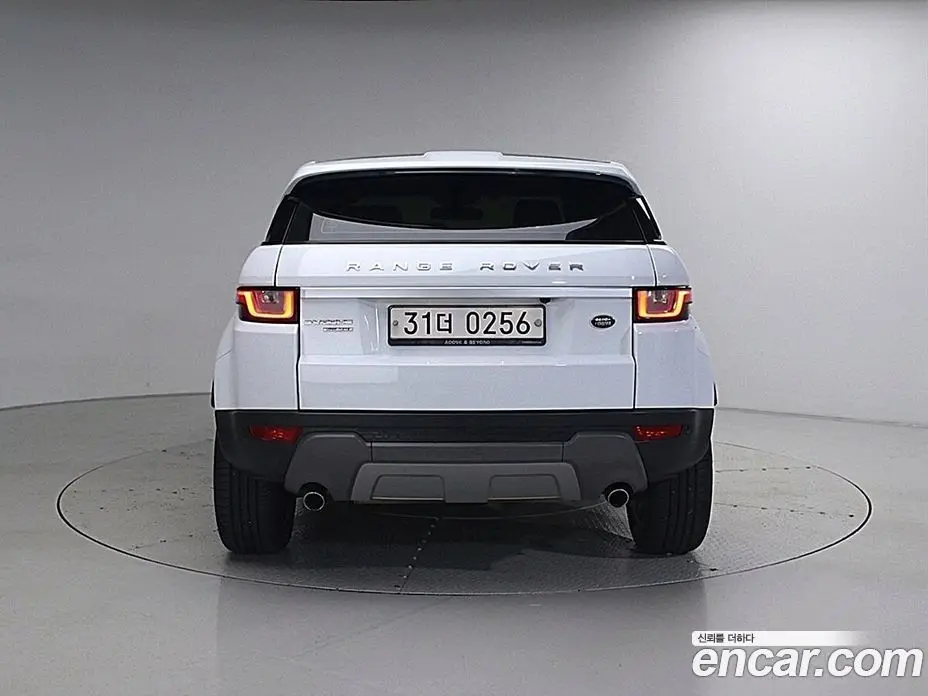Land Rover Range Rover Evoque 2016 2.0 автомат (гидро), фото 5 Land Rover Range Rover Evoque 2016 2.0 автомат (гидро), фото 5