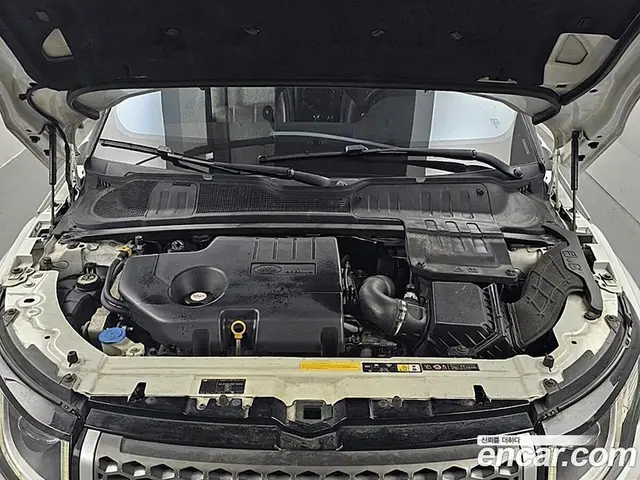Land Rover Range Rover Evoque 2016 2.0 автомат (гидро), миниатюра 6 Land Rover Range Rover Evoque 2016 2.0 автомат (гидро), миниатюра 6