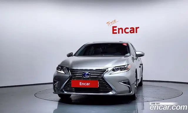 Lexus ES 2016 2.5 автомат (гидро), миниатюра 3 Lexus ES 2016 2.5 автомат (гидро), миниатюра 3
