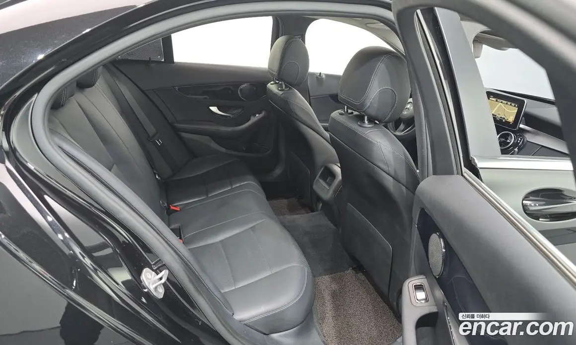 Mercedes-Benz C-Class 2018 2.0 автомат (гидро), фото 11 Mercedes-Benz C-Class 2018 2.0 автомат (гидро), фото 11