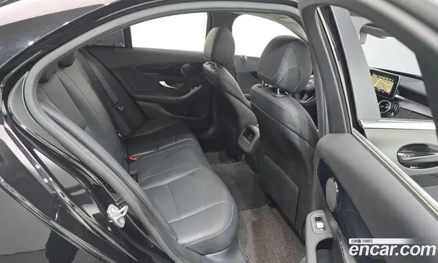 Mercedes-Benz C-Class 2018 2.0 автомат (гидро), миниатюра 11 Mercedes-Benz C-Class 2018 2.0 автомат (гидро), миниатюра 11