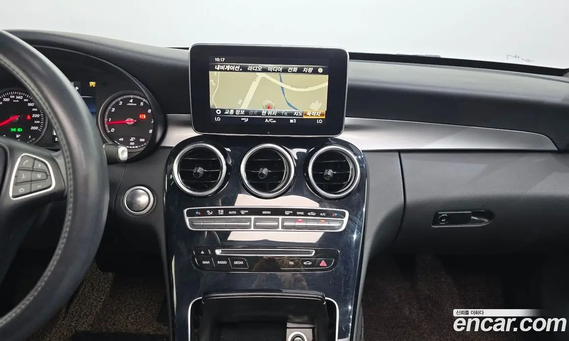 Mercedes-Benz C-Class 2018 2.0 автомат (гидро), фото 13 Mercedes-Benz C-Class 2018 2.0 автомат (гидро), фото 13