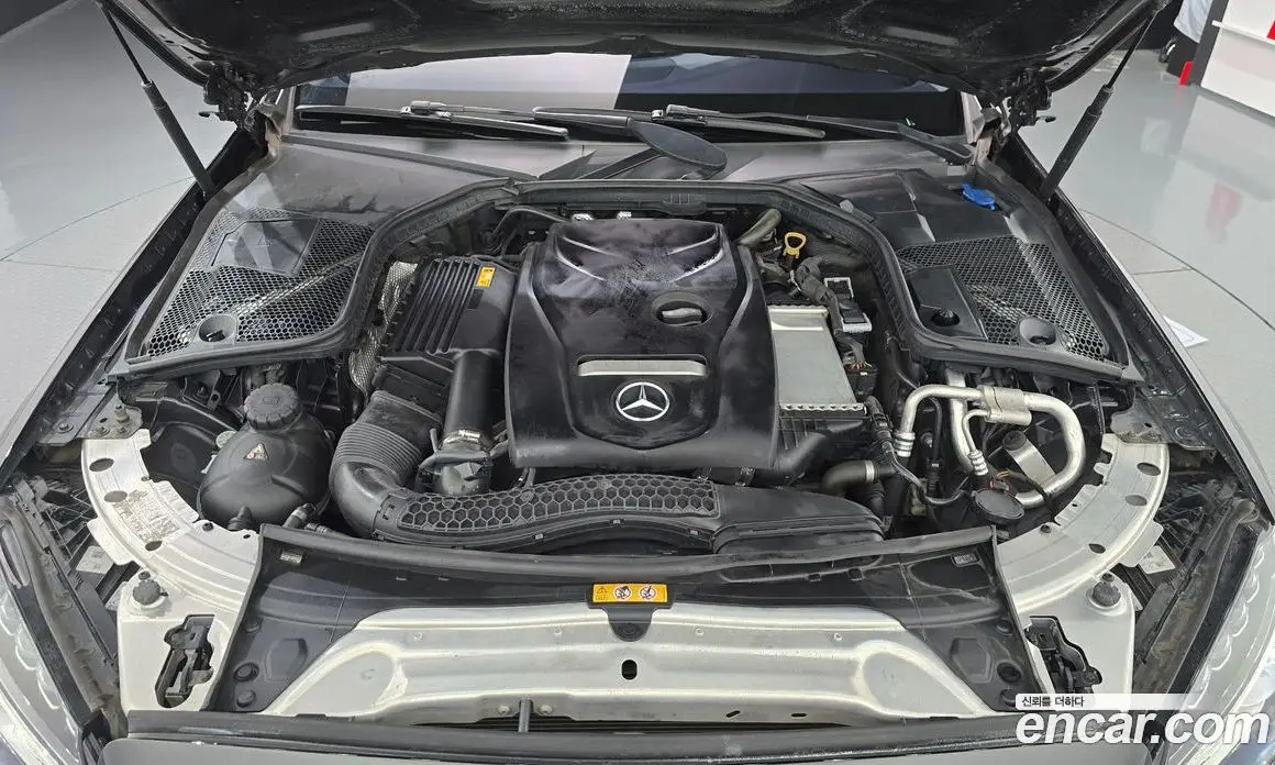 Mercedes-Benz C-Class 2018 2.0 автомат (гидро), фото 6 Mercedes-Benz C-Class 2018 2.0 автомат (гидро), фото 6