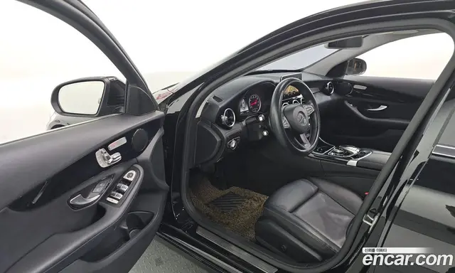 Mercedes-Benz C-Class 2018 2.0 автомат (гидро), миниатюра 10 Mercedes-Benz C-Class 2018 2.0 автомат (гидро), миниатюра 10