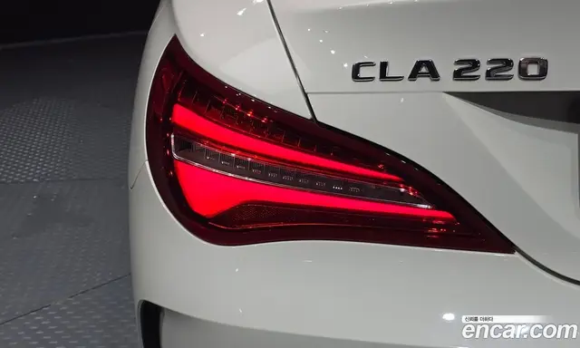 Mercedes-Benz CLA-Class 2017 2.0 автомат (гидро), миниатюра 9 Mercedes-Benz CLA-Class 2017 2.0 автомат (гидро), миниатюра 9