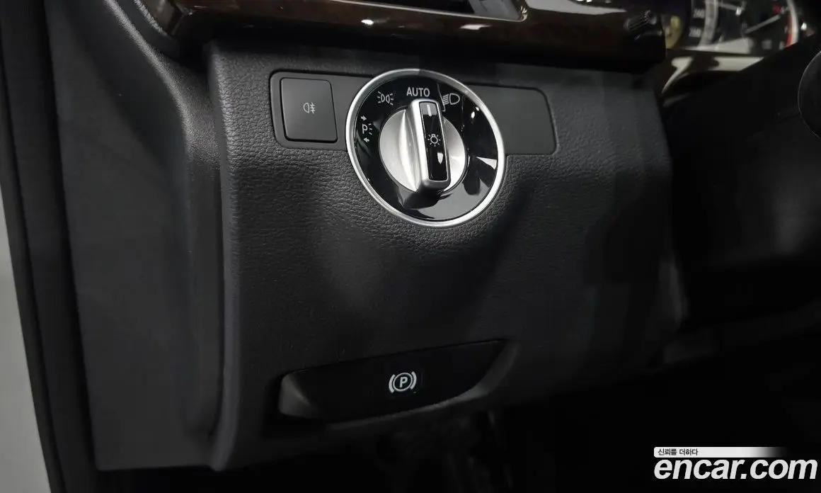 Mercedes-Benz E-Class 2012 1.8 автомат (гидро), фото 14 Mercedes-Benz E-Class 2012 1.8 автомат (гидро), фото 14