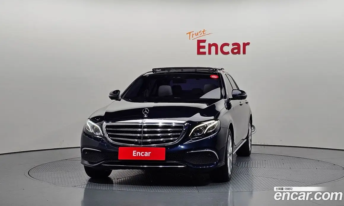 Mercedes-Benz E-Class 2016 2.0 автомат (гидро), фото 3 Mercedes-Benz E-Class 2016 2.0 автомат (гидро), фото 3