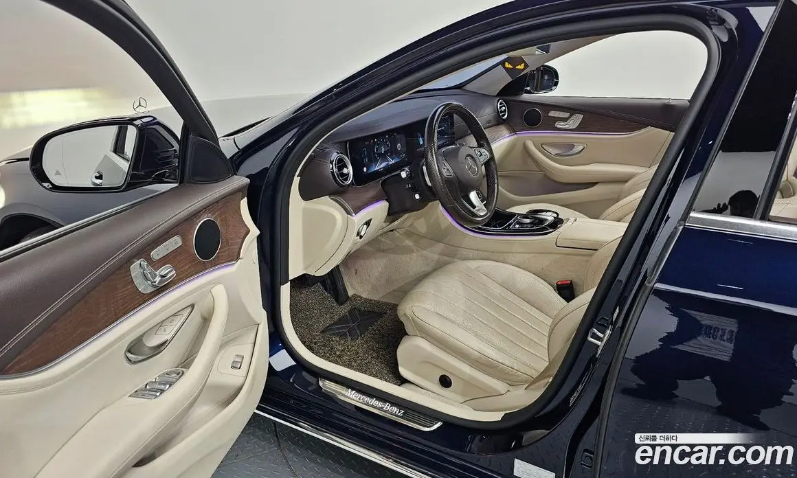 Mercedes-Benz E-Class 2016 2.0 автомат (гидро), фото 10 Mercedes-Benz E-Class 2016 2.0 автомат (гидро), фото 10