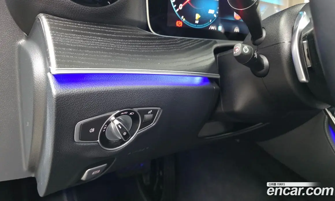Mercedes-Benz E-Class 2022 2.0 автомат (гидро), фото 27
