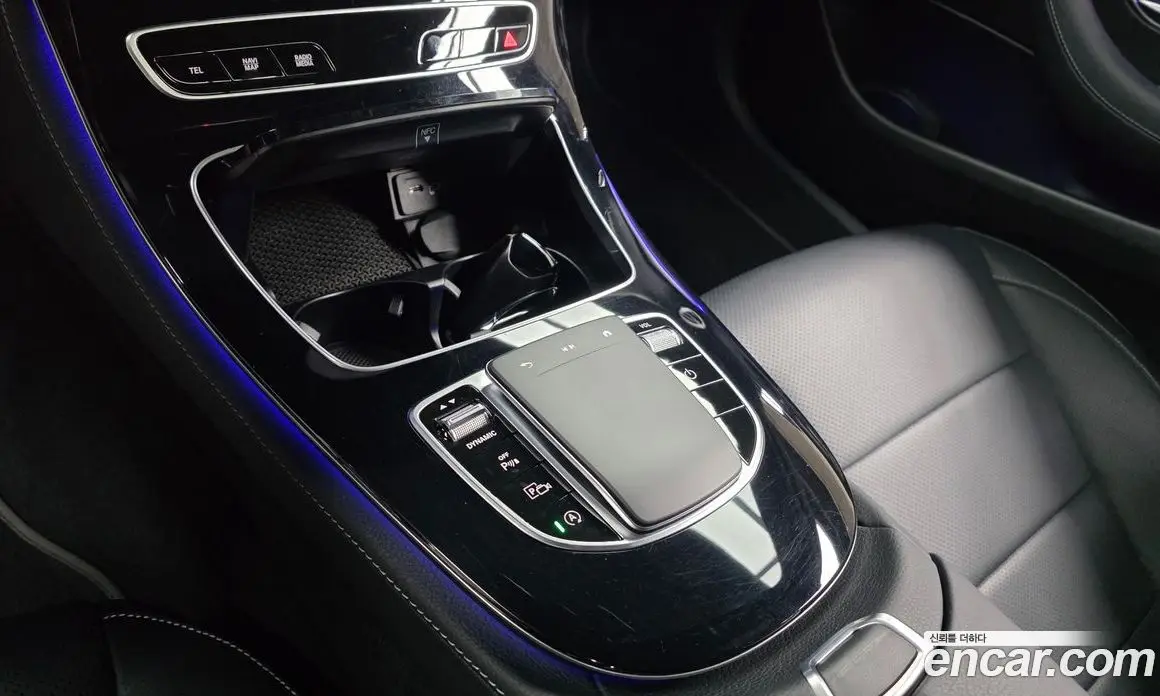 Mercedes-Benz E-Class 2022 2.0 автомат (гидро), фото 28