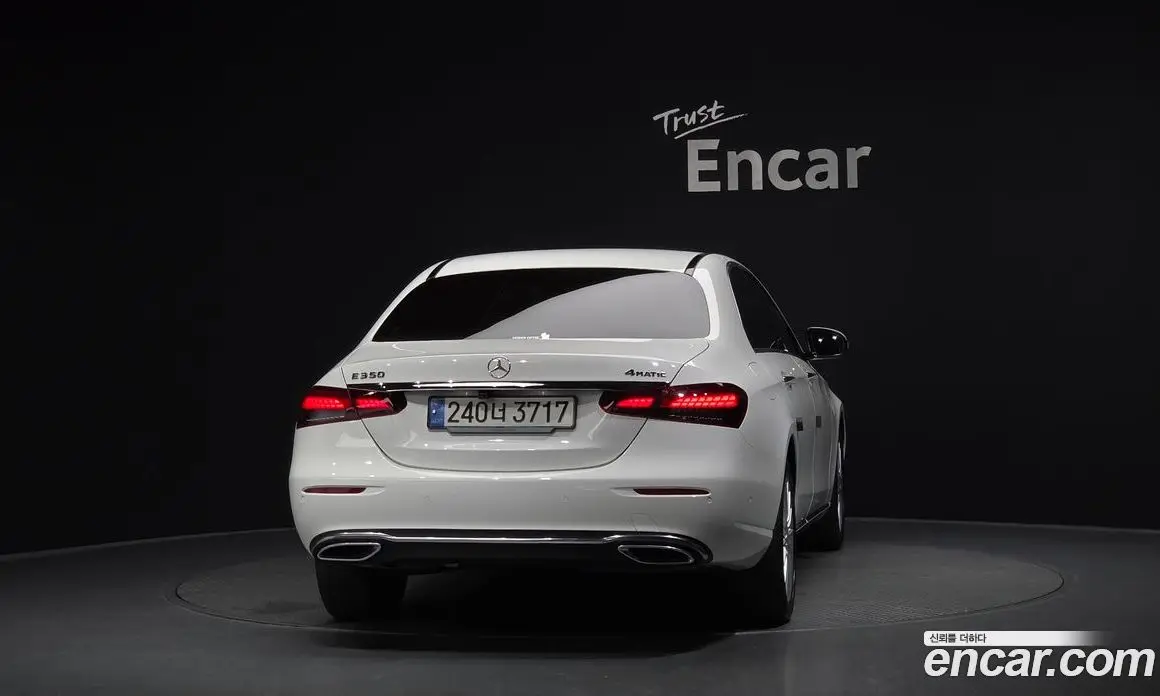 Mercedes-Benz E-Class 2023 2.0 автомат (гидро), фото 3 Mercedes-Benz E-Class 2023 2.0 автомат (гидро), фото 3