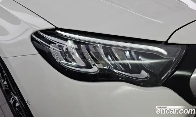 Mercedes-Benz E-Class 2025 2.0 автомат (гидро), миниатюра 8 Mercedes-Benz E-Class 2025 2.0 автомат (гидро), миниатюра 8