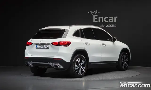 Mercedes-Benz GLA-Class 2021 2.0 автомат (гидро), миниатюра 2 Mercedes-Benz GLA-Class 2021 2.0 автомат (гидро), миниатюра 2