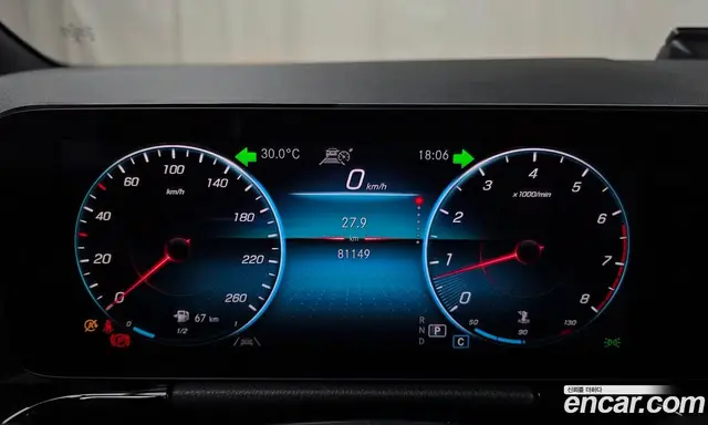 Mercedes-Benz GLA-Class 2021 2.0 автомат (гидро), миниатюра 11 Mercedes-Benz GLA-Class 2021 2.0 автомат (гидро), миниатюра 11
