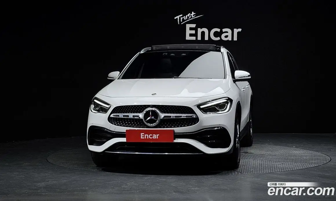 Mercedes-Benz GLA-Class 2023 2.0 автомат (гидро), фото 2 Mercedes-Benz GLA-Class 2023 2.0 автомат (гидро), фото 2
