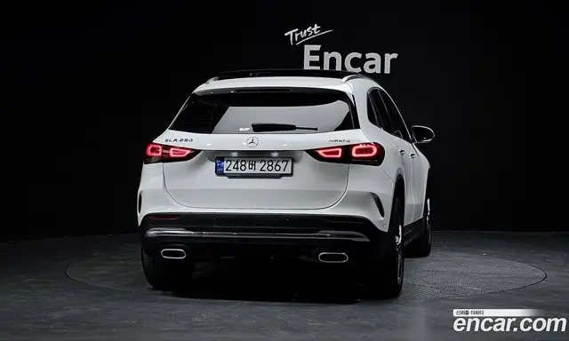 Mercedes-Benz GLA-Class 2023 2.0 автомат (гидро), миниатюра 3 Mercedes-Benz GLA-Class 2023 2.0 автомат (гидро), миниатюра 3