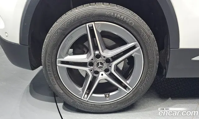 Mercedes-Benz GLA-Class 2023 2.0 автомат (гидро), миниатюра 4 Mercedes-Benz GLA-Class 2023 2.0 автомат (гидро), миниатюра 4