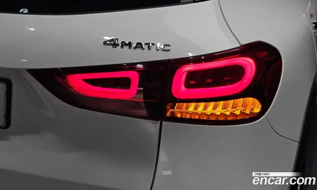 Mercedes-Benz GLA-Class 2023 2.0 автомат (гидро), миниатюра 8 Mercedes-Benz GLA-Class 2023 2.0 автомат (гидро), миниатюра 8