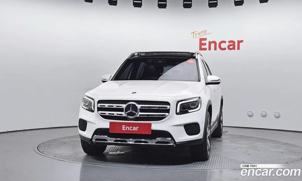 Mercedes-Benz GLB-Class 2021 2.0 автомат (гидро), фото 3 Mercedes-Benz GLB-Class 2021 2.0 автомат (гидро), фото 3