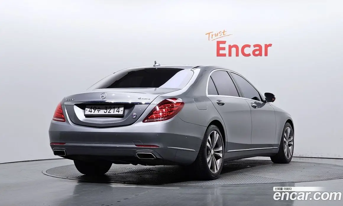 Mercedes-Benz S-Class 2015 4.7 автомат (гидро), фото 2 Mercedes-Benz S-Class 2015 4.7 автомат (гидро), фото 2