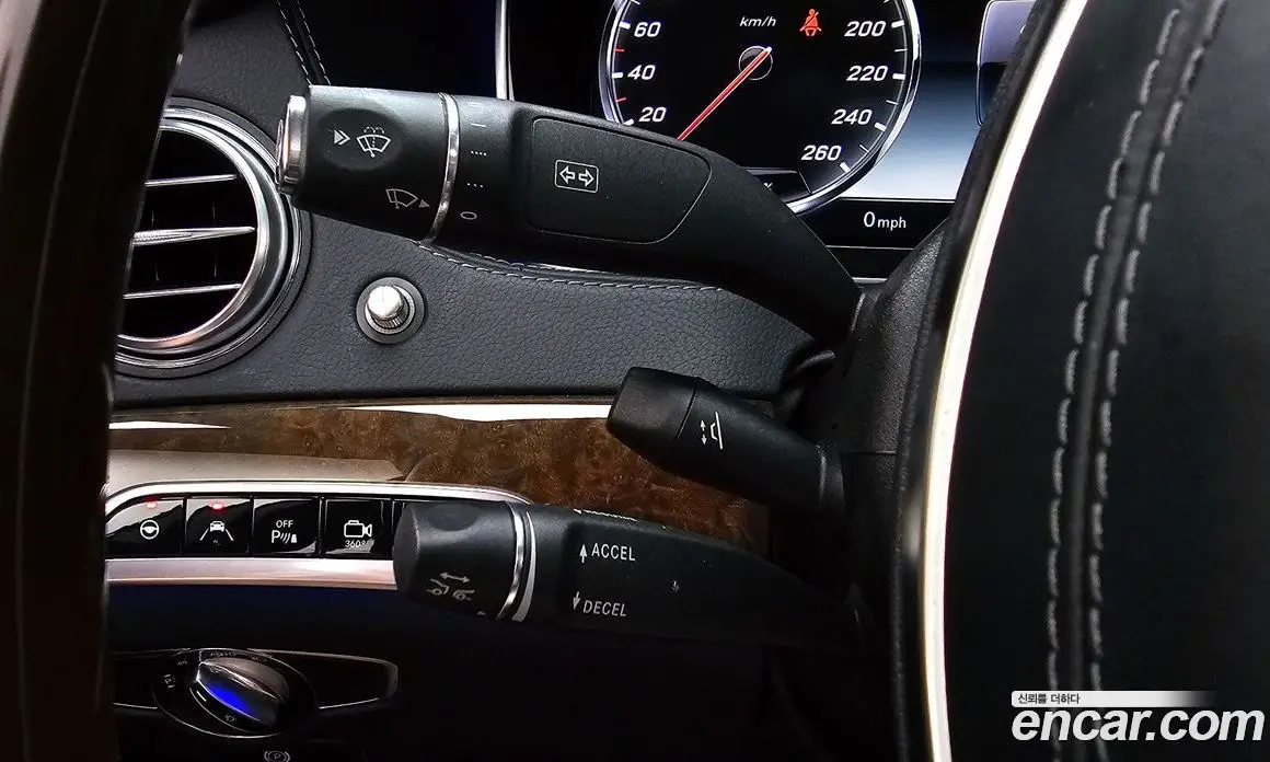 Mercedes-Benz S-Class 2015 4.7 автомат (гидро), фото 16 Mercedes-Benz S-Class 2015 4.7 автомат (гидро), фото 16