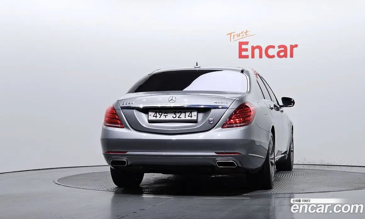 Mercedes-Benz S-Class 2015 4.7 автомат (гидро), фото 4 Mercedes-Benz S-Class 2015 4.7 автомат (гидро), фото 4