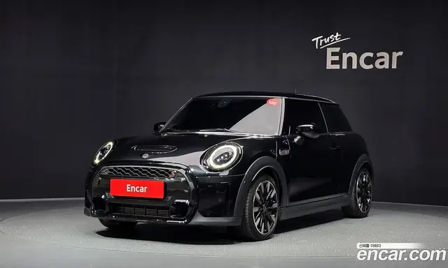 Mini Cooper 2022 2.0 автомат (гидро), миниатюра 1 Mini Cooper 2022 2.0 автомат (гидро), миниатюра 1