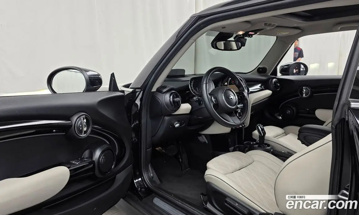 Mini Cooper 2022 2.0 автомат (гидро), фото 13 Mini Cooper 2022 2.0 автомат (гидро), фото 13