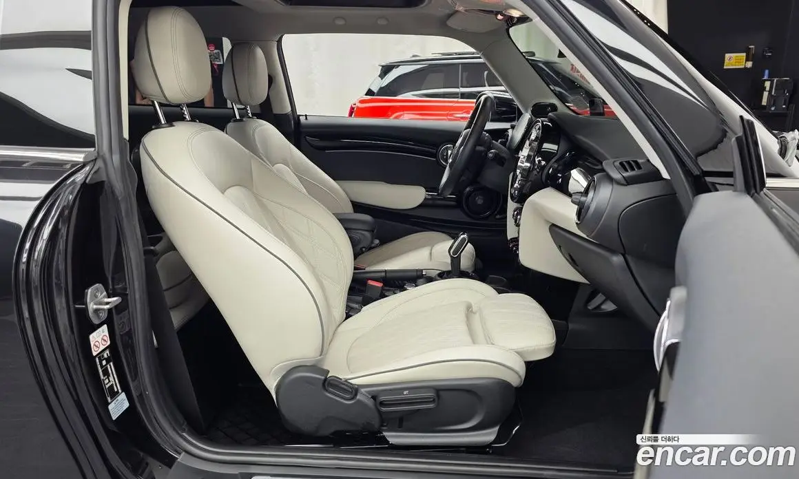 Mini Cooper 2022 2.0 автомат (гидро), фото 16 Mini Cooper 2022 2.0 автомат (гидро), фото 16