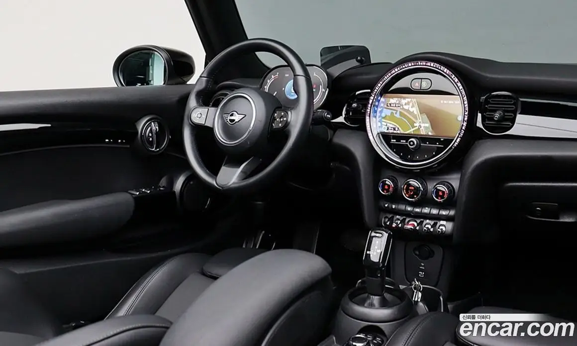 Mini Cooper Convertible 2022 1.5 автомат (гидро), фото 18 Mini Cooper Convertible 2022 1.5 автомат (гидро), фото 18