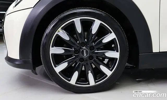 Mini Cooper Convertible 2022 1.5 автомат (гидро), миниатюра 5 Mini Cooper Convertible 2022 1.5 автомат (гидро), миниатюра 5
