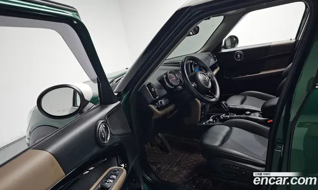 Mini Countryman 2020 2.0 автомат (гидро), миниатюра 12