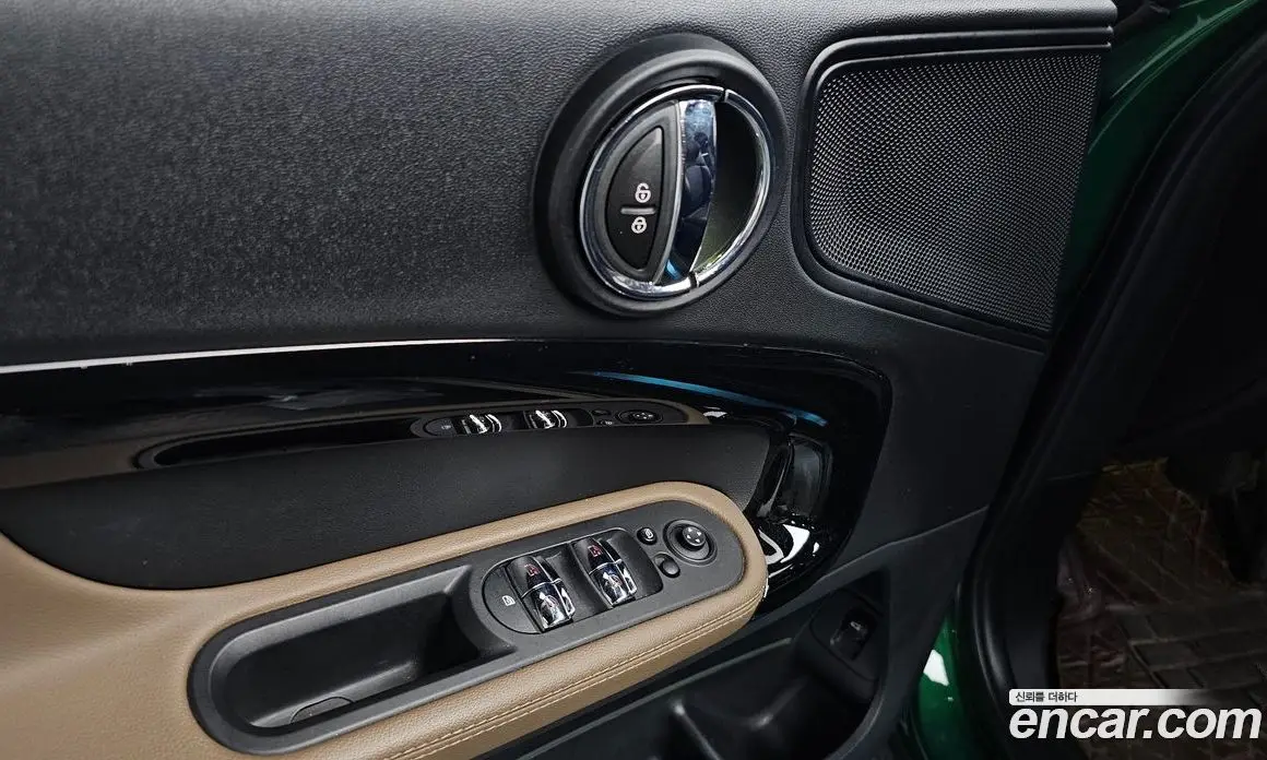 Mini Countryman 2020 2.0 автомат (гидро), фото 23 Mini Countryman 2020 2.0 автомат (гидро), фото 23