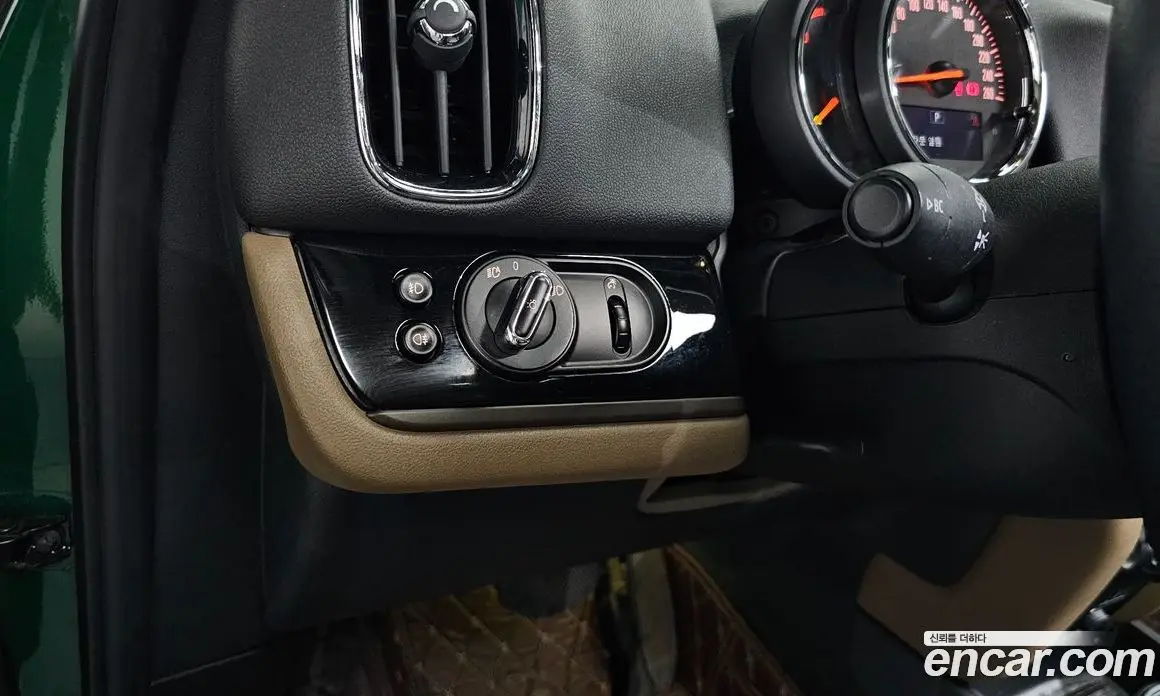 Mini Countryman 2020 2.0 автомат (гидро), фото 24 Mini Countryman 2020 2.0 автомат (гидро), фото 24