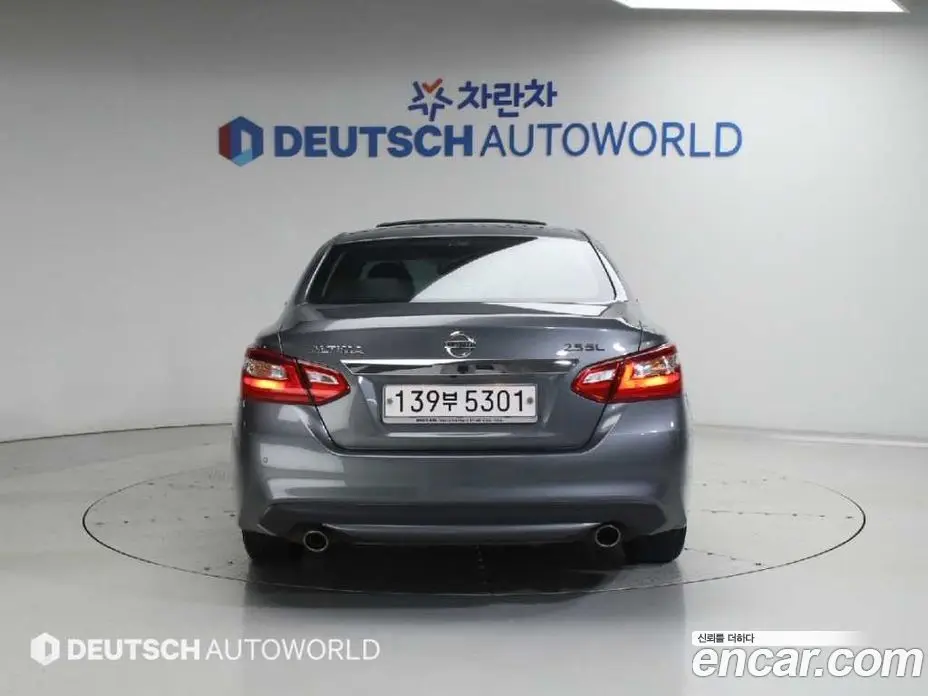 Nissan Altima 2016 2.5 автомат (гидро), фото 4 Nissan Altima 2016 2.5 автомат (гидро), фото 4