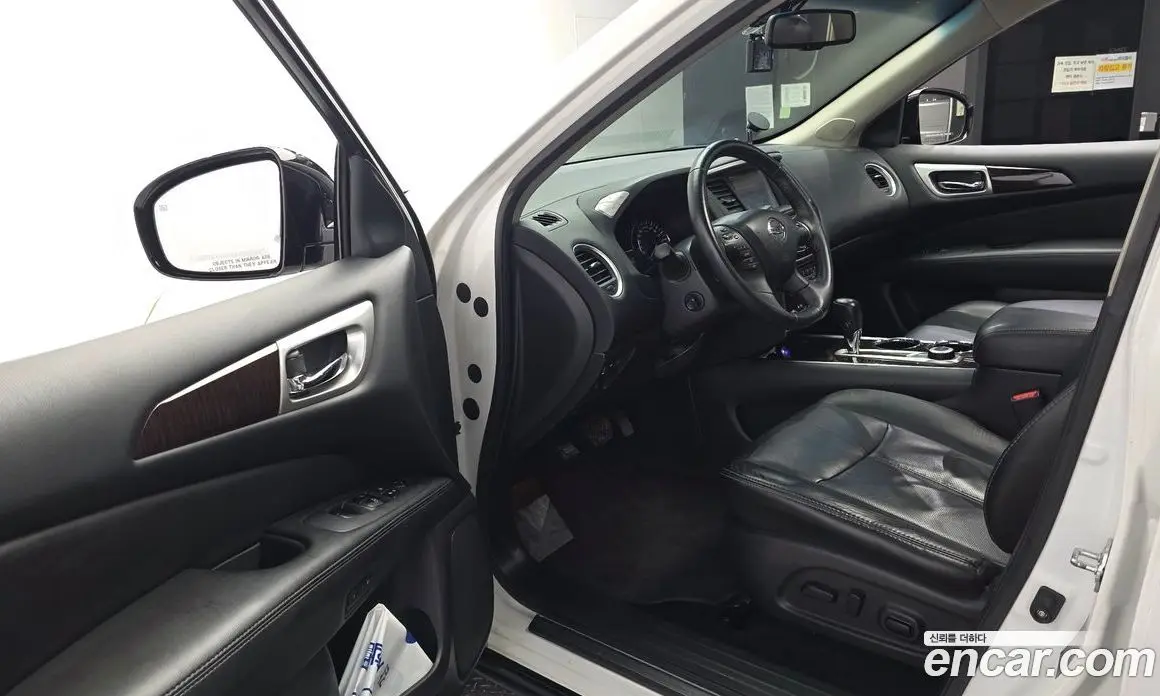 Nissan Pathfinder 2014 3.5 автомат (гидро), фото 10 Nissan Pathfinder 2014 3.5 автомат (гидро), фото 10