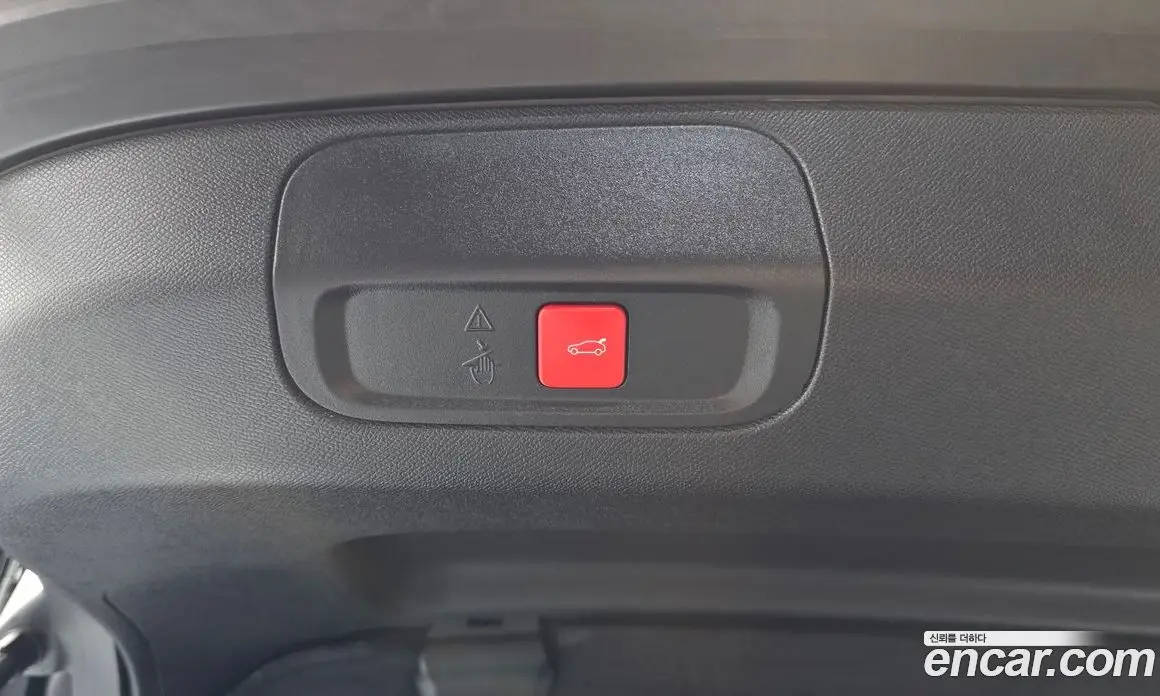 Peugeot 408 2024 1.2 автомат (гидро), фото 23