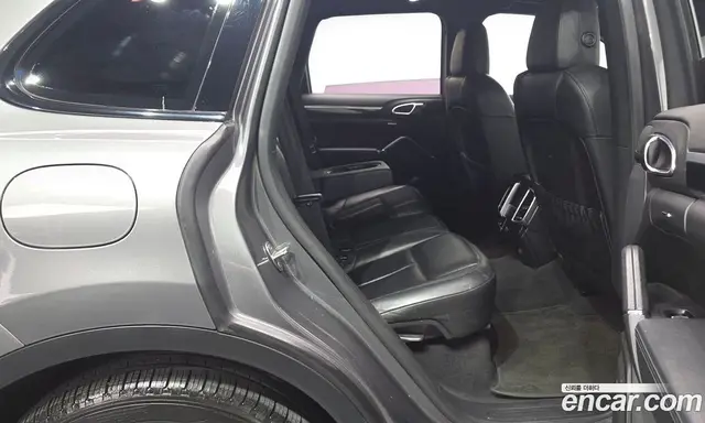 Porsche Cayenne 2012 3.0 автомат (гидро), миниатюра 11 Porsche Cayenne 2012 3.0 автомат (гидро), миниатюра 11